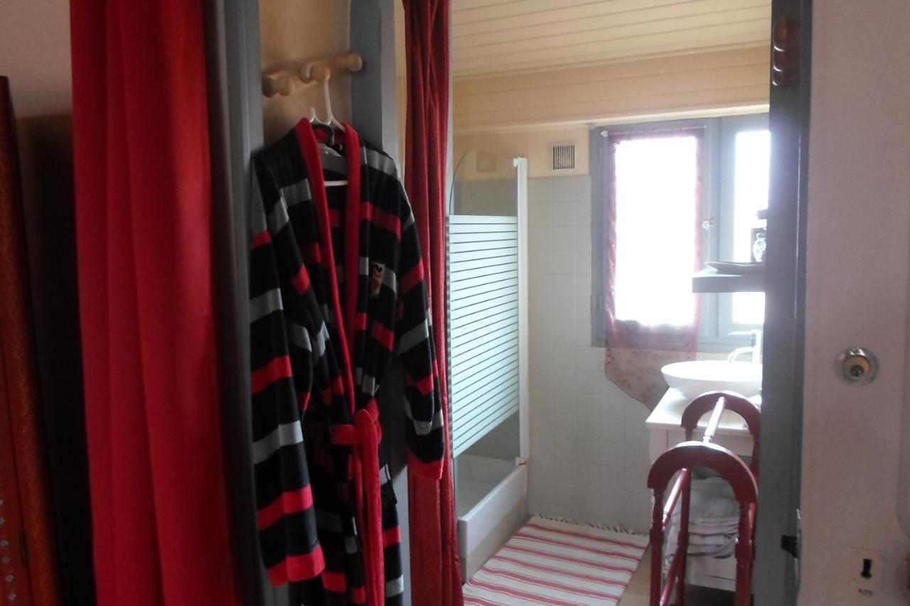 Bed and Breakfast Chez Vivi Ria Exterior foto